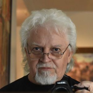 Meet your Posher, Leonard